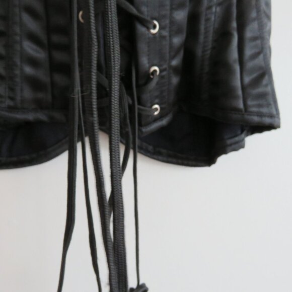 LAVISH BY DAISY CORSETS Steel Boned Satin Corset in Black Goth Vamp - Size XXL - Picture 9 of 11